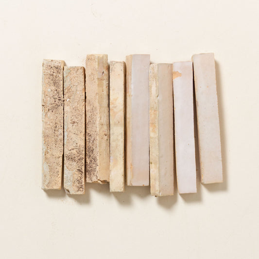 Cloudy White Pencil Bejmat