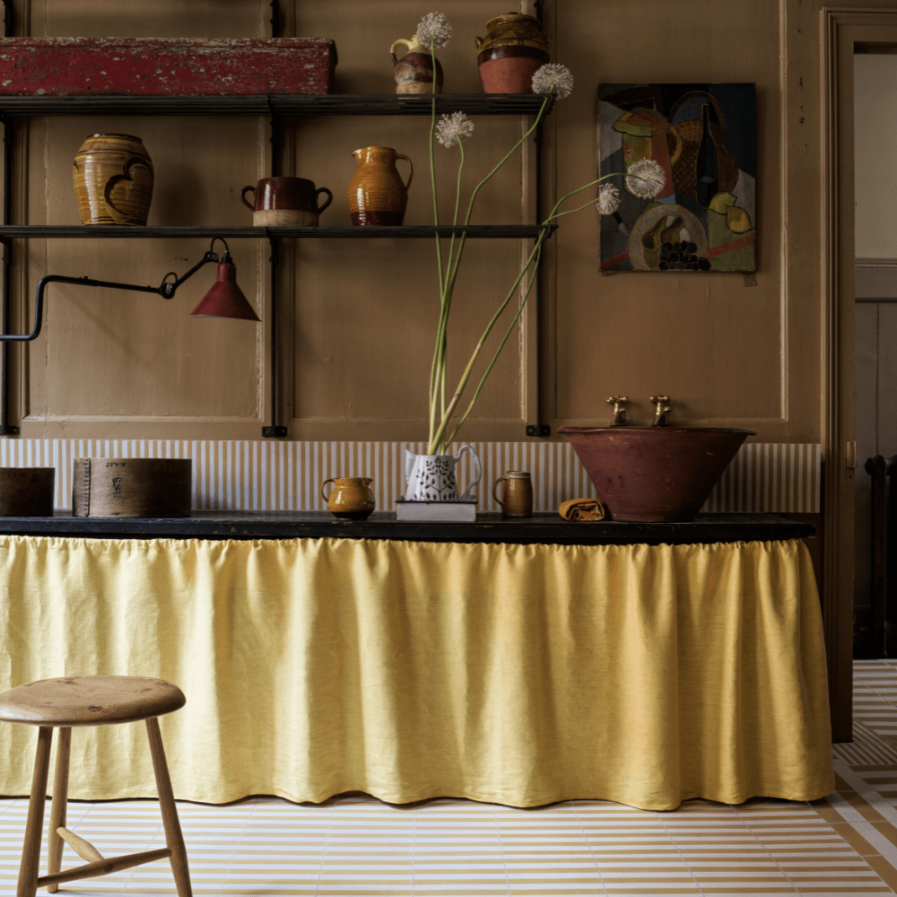 Squeezed Skinny Stripe Cement Tile
