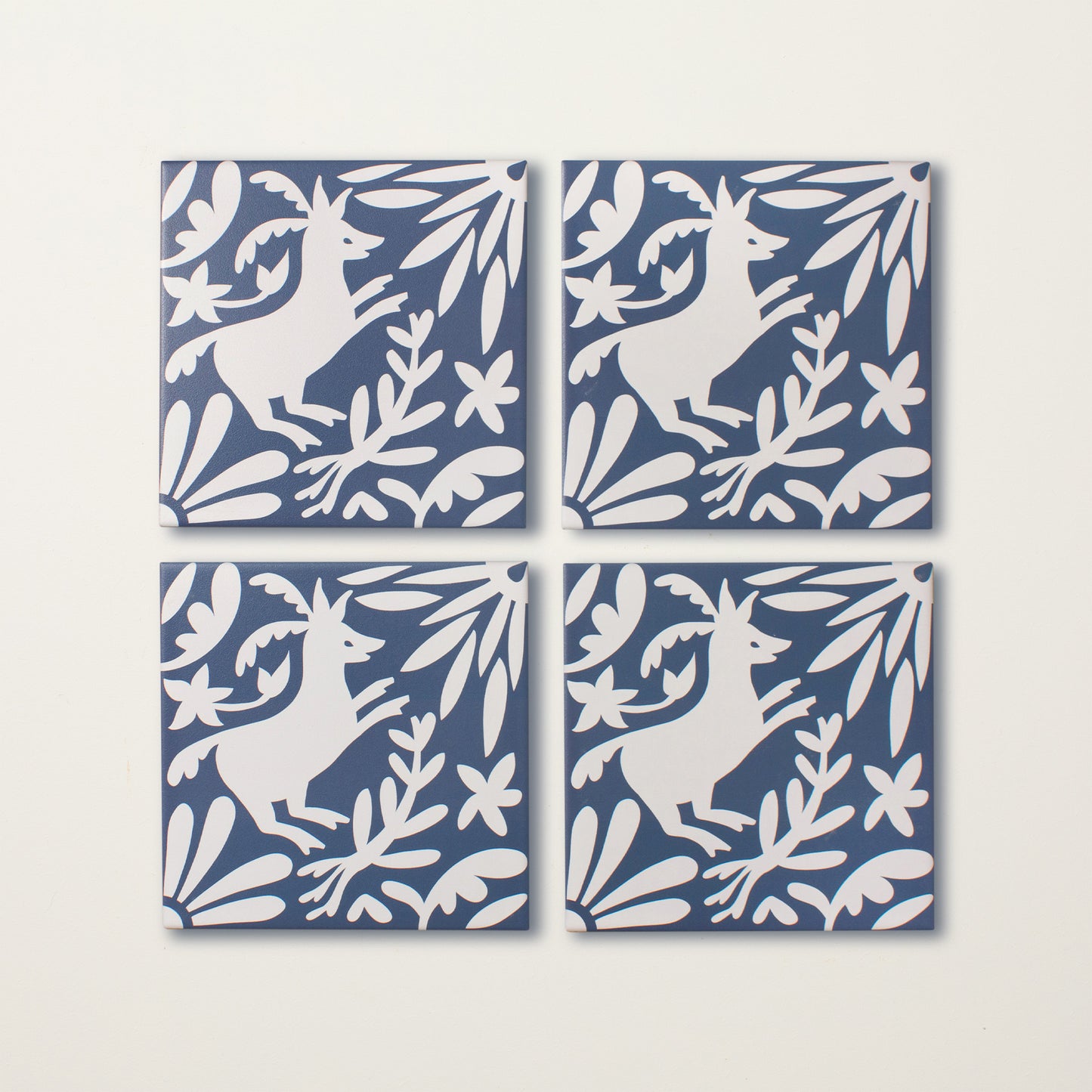 Jardín de Luna Deer Porcelain Tile
