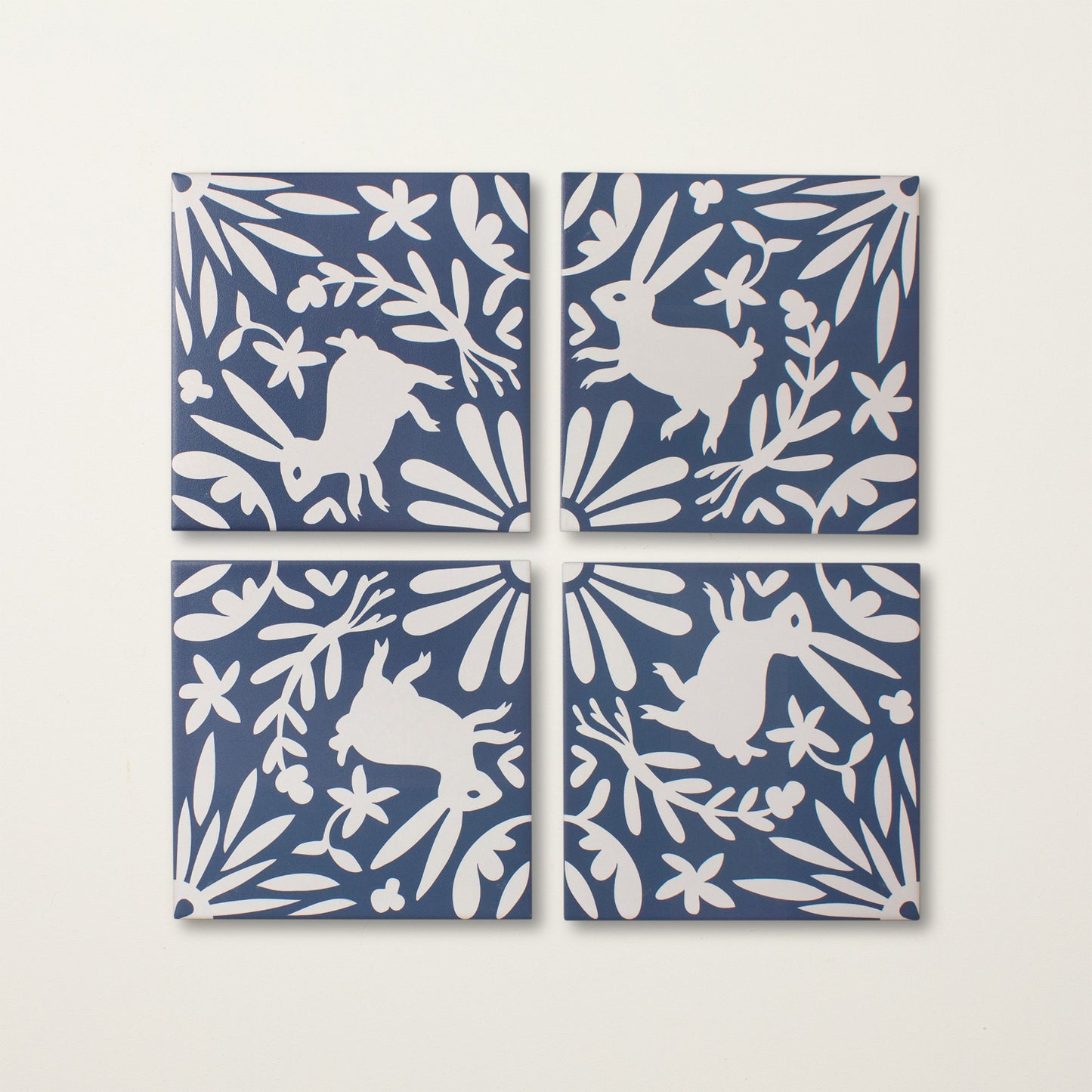 Jardín de Luna Rabbit Porcelain Tile