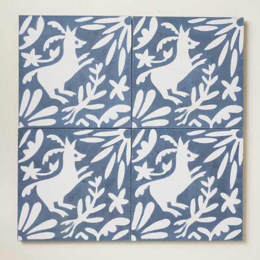 Jardín de Luna Deer Cement Tile