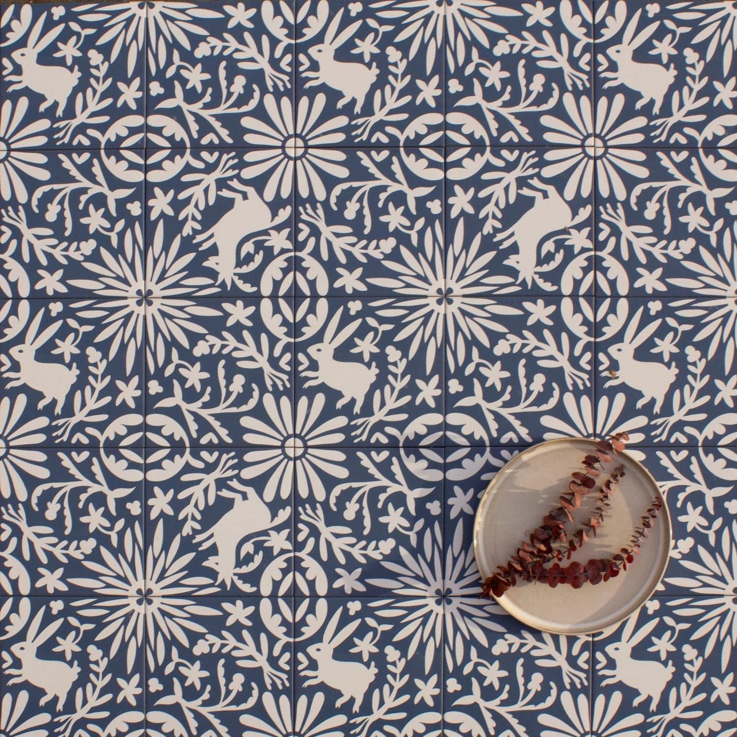 Jardín de Luna Flowers Porcelain Tile