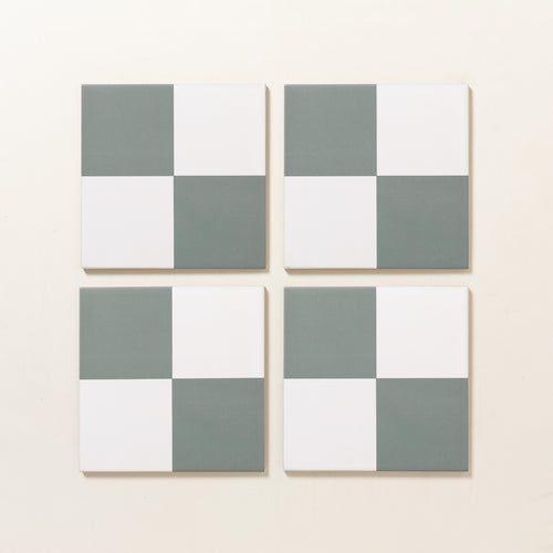Chequerboard in Mulch Porcelain