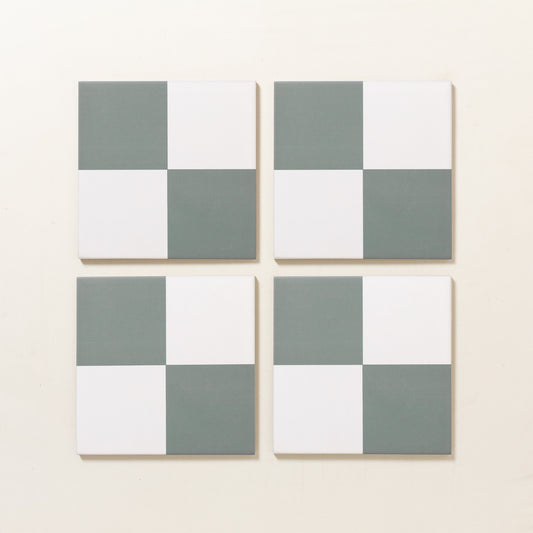 Chequerboard in Mulch Porcelain