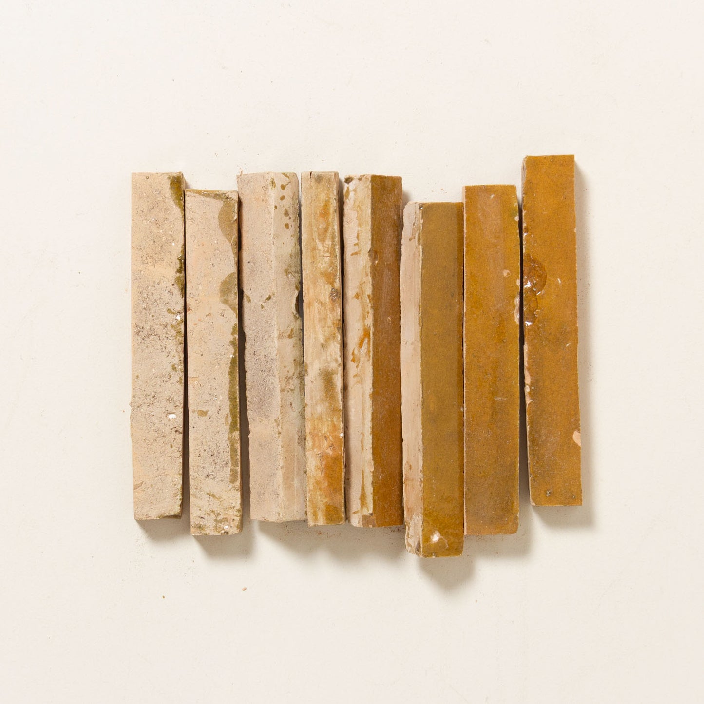 Ochre Pencil Bejmat