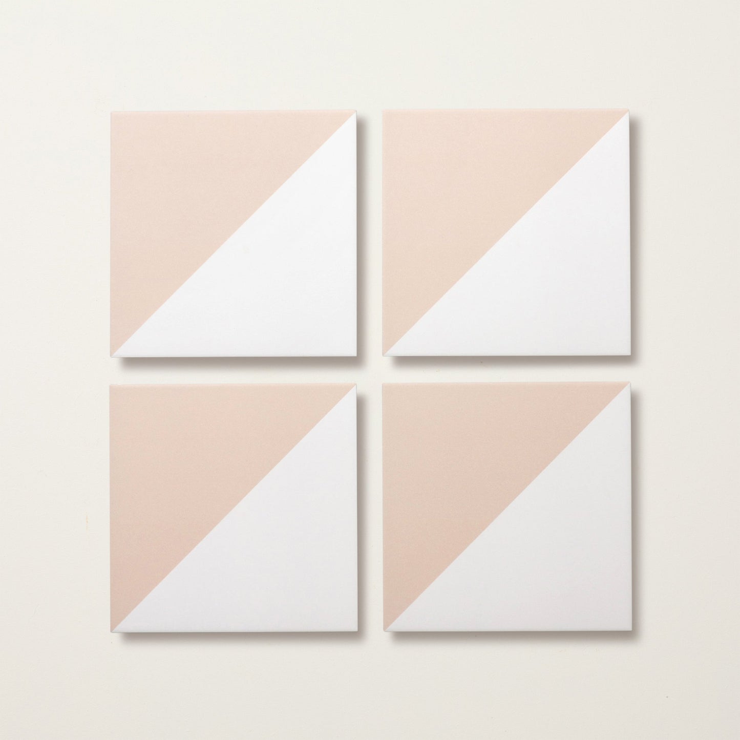 Moth Alalpardo Porcelain Tile