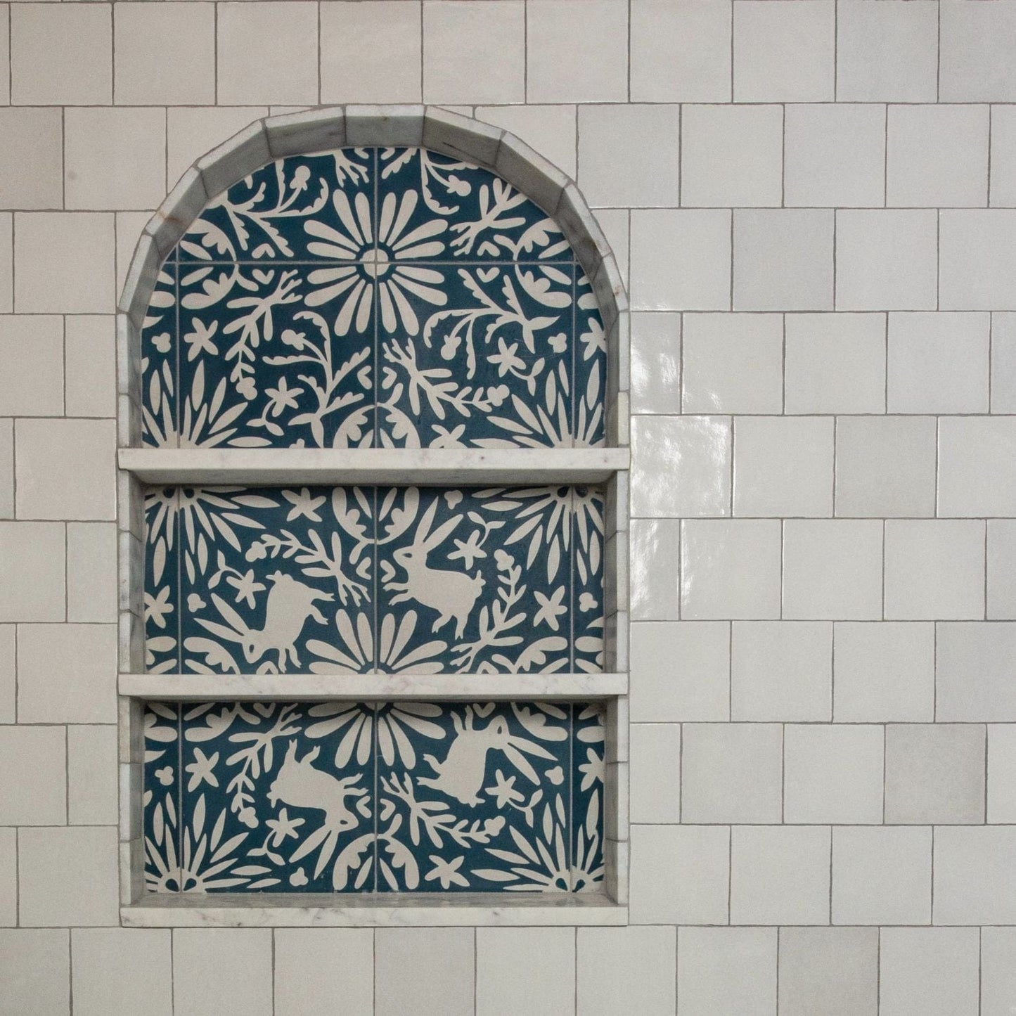 Jardín de Luna Deer Cement Tile